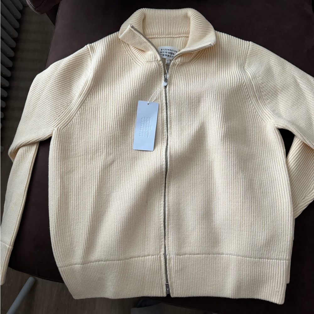 Margiela zip up sweater size S